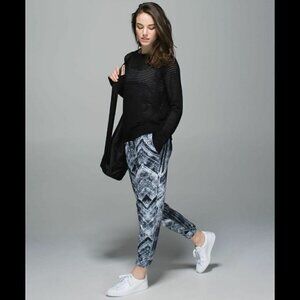 Lululemon 4 Jet Crop  Heat Wave Track Pant